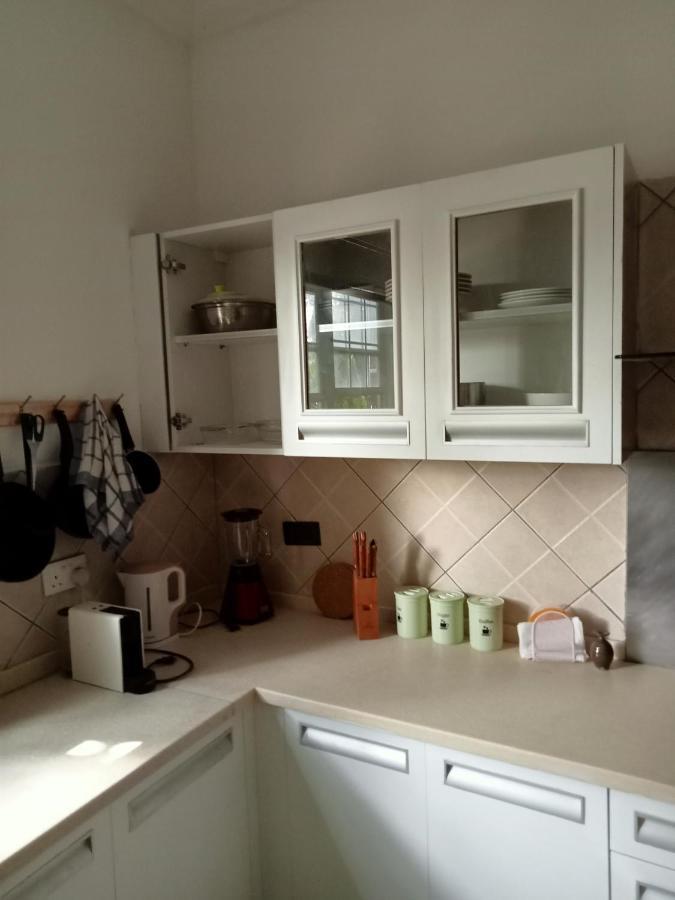 Tricia'S Place - One Family At A Time Διαμέρισμα Άκρα Εξωτερικό φωτογραφία